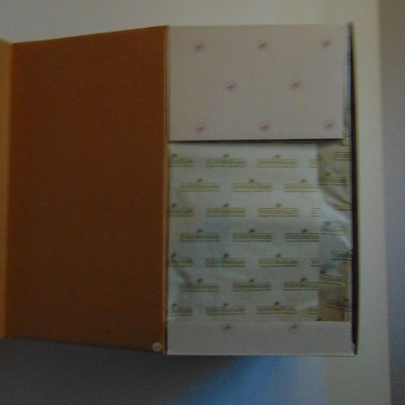 Learning to Fly - Snow Babies Doll - Ashton Drake Series - Picture 3 of 8